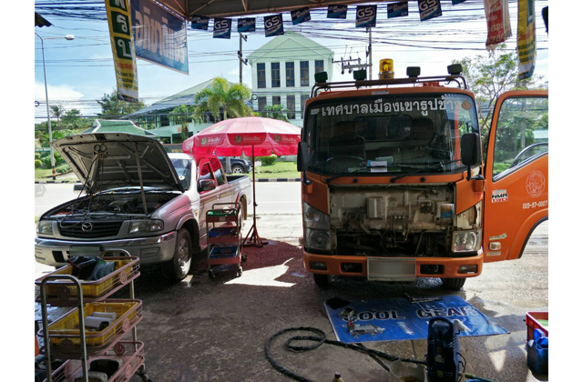 เปลียนชุดคอลย์เย็นแอร์รถยนต์